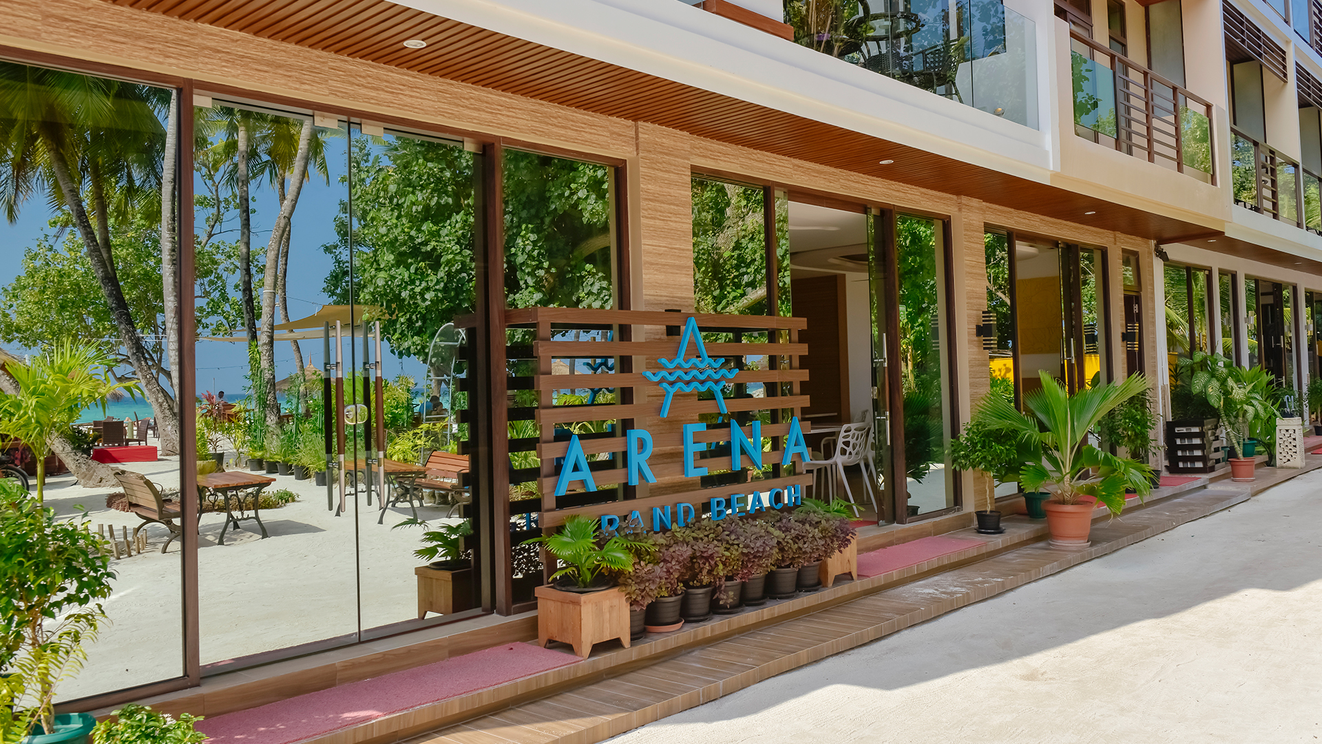 ArenaBeach_0000_10Jan17_Arena_Hotel_1041
